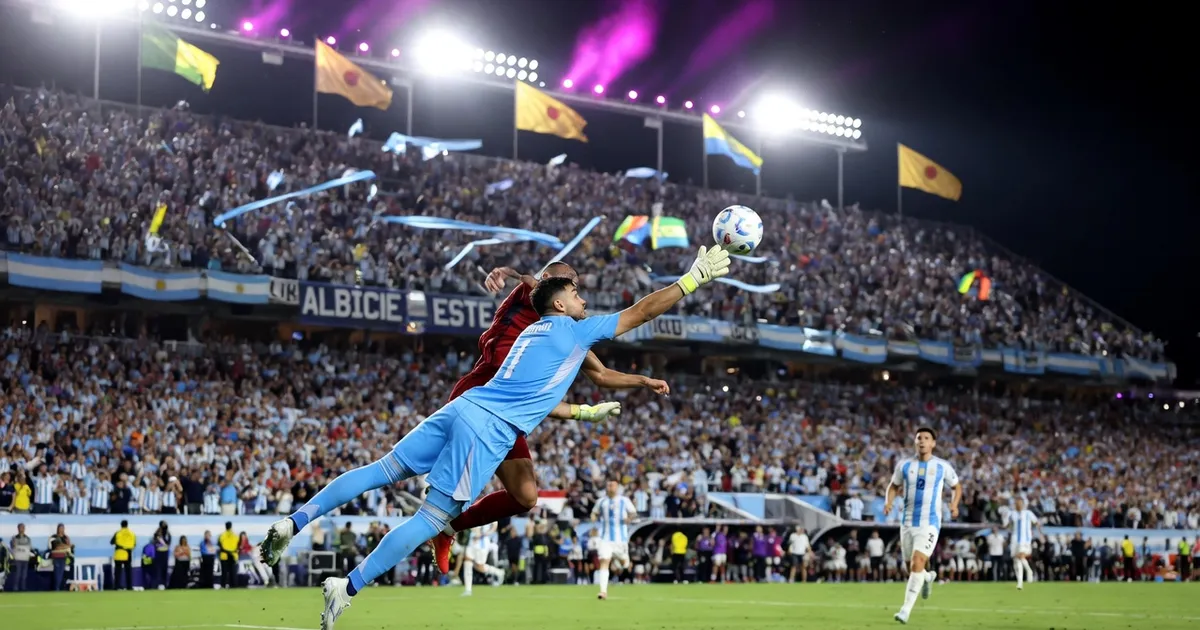Julián Álvarez Requests Transfer Amid World Cup 2026, Atlético Faces Dilemma — World Cup 2026